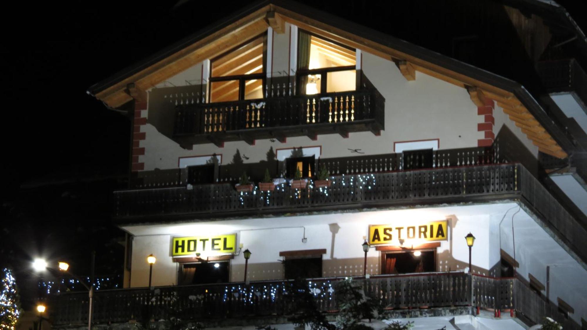 Hotel Astoria Courmayeur Exteriör bild